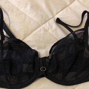 Chantelle Revele Moi bra bundle 32D Nude/Black